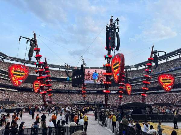 MetLife Stadium, section: 103, row: 4, seat: 12