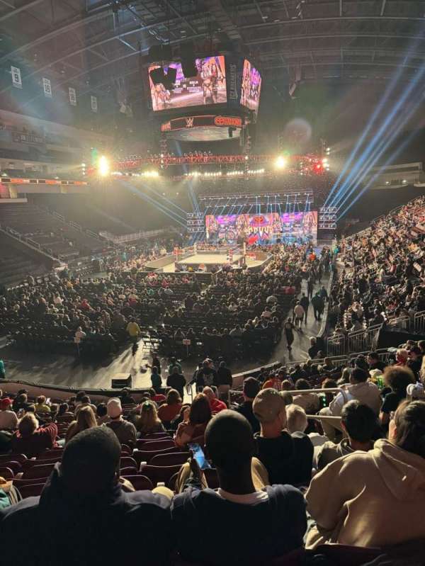 Giant Center, section: 102, row: R, seat: 5