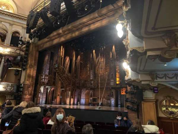 Victoria Palace Theatre, section: Stalls, row: K, seat: 7