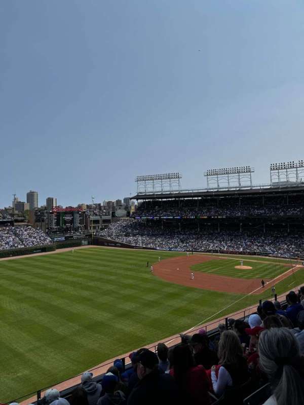 Wrigley Field, section: 304L, row: 7, seat: 3