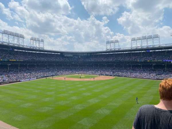 Wrigley Field, section: 537, row: 6, seat: 2