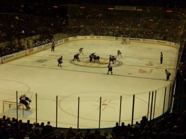 Enterprise Center, section: 121, row: EE, seat: 12