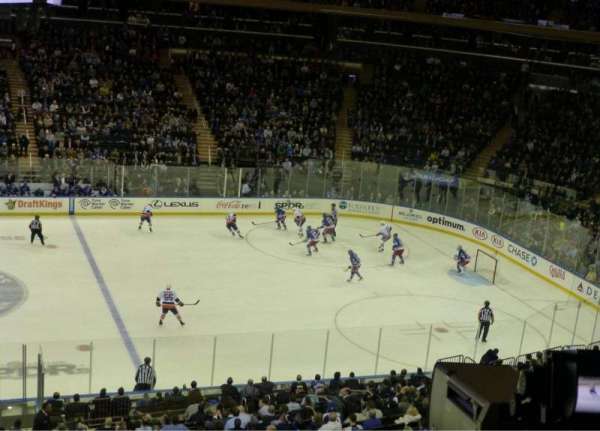 Madison Square Garden, section: 224, row: 3, seat: 7