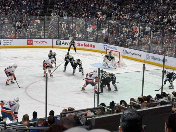 Nationwide Arena, section: 114, row: R, seat: 5