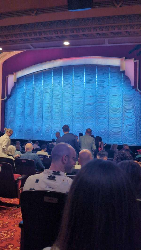 Todd Haimes Theatre, section: Orchestra R, row: M, seat: 4