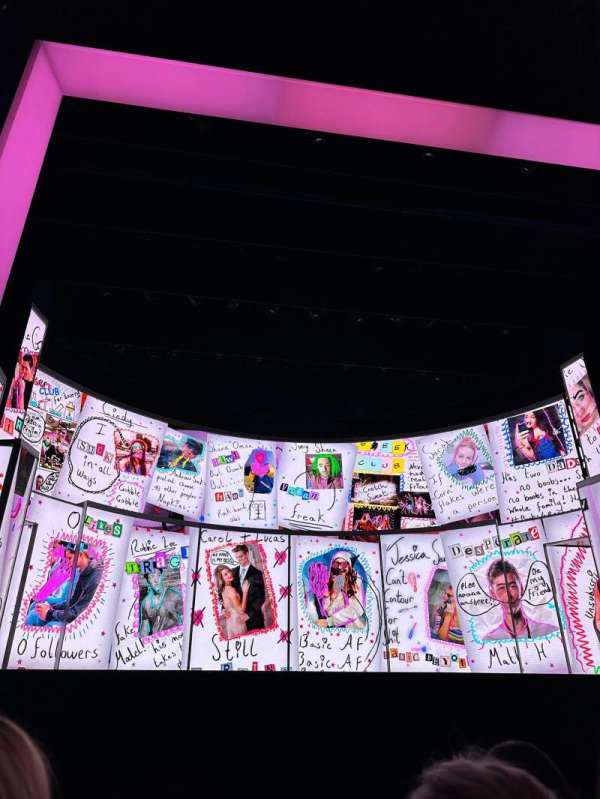 Savoy Theatre, section: stalls, row: B, seat: 12