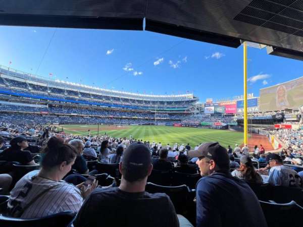 Yankee Stadium, section: 109, row: 19, seat: 6