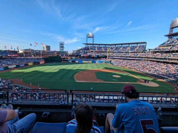 Citizens Bank Park, section: 229, row: 2, seat: 16