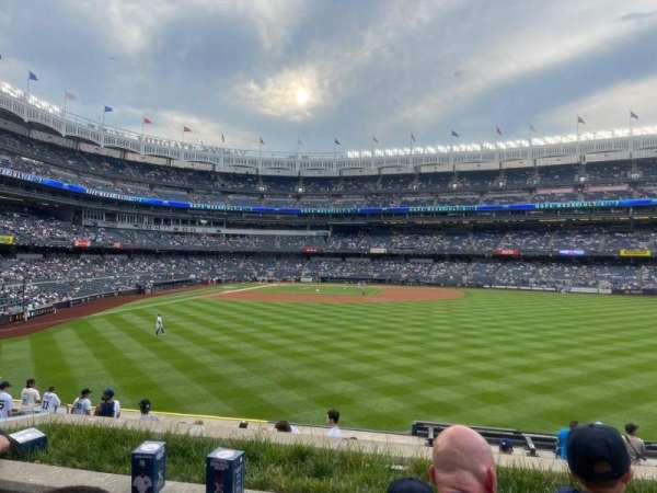 Yankee Stadium, section: 204, row: 3, seat: 5