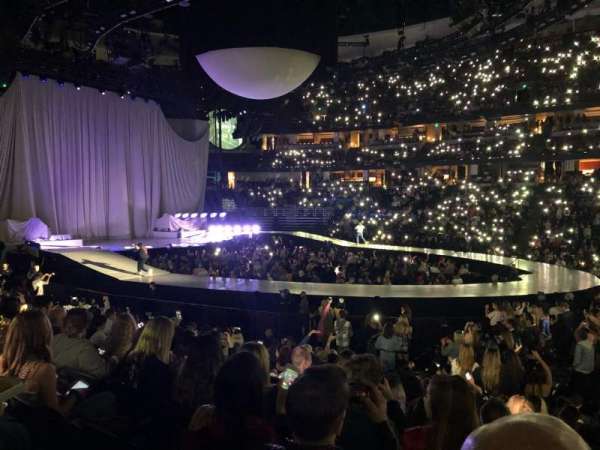 Honda Center, section: 208, row: M, seat: 1