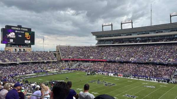 Amon G. Carter Stadium, section: 202, row: T, seat: 12