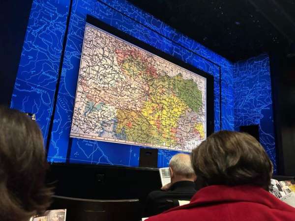 Laura Pels Theatre, section: Orchestra L, row: E, seat: 9