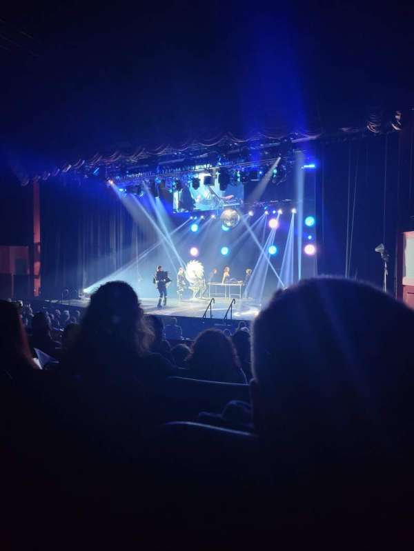 Great Cedar Showroom at Foxwoods, section: 2F, row: MM, seat: 18