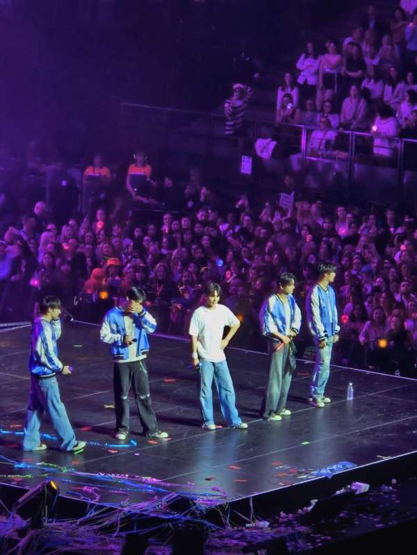 Accor Arena, section: Gradin P, row: 4, seat: 28