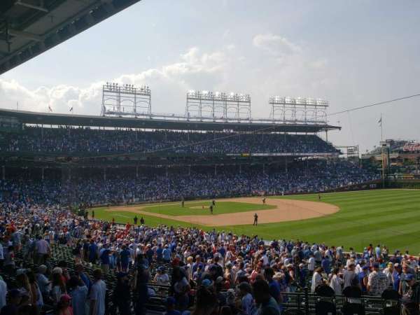 Wrigley Field, section: 230, row: 8, seat: 10