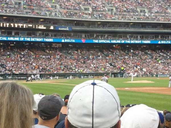 Comerica Park, section: 117, row: 15, seat: 09