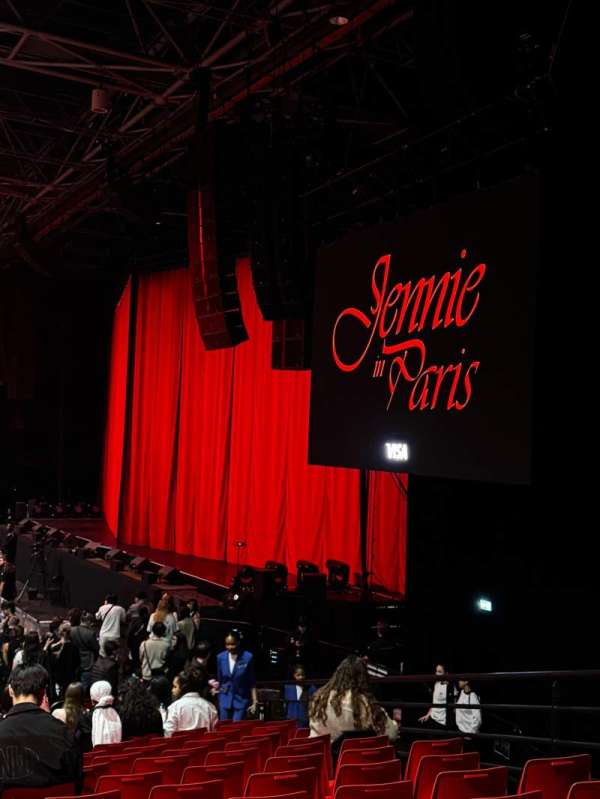Zénith Paris, section: U, row: 21, seat: 290