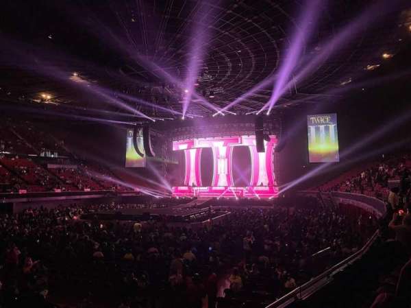 Kia Forum, section: 105, row: 3, seat: 1