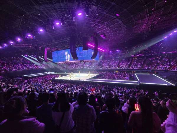 Kia Forum, section: 130, row: 10, seat: 10