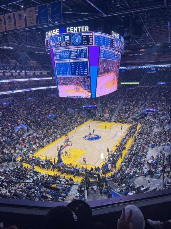 Chase Center, section: 211, row: 3, seat: 9