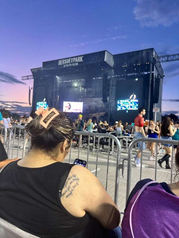Hershey Park Stadium, section: H2, row: 2, seat: 7