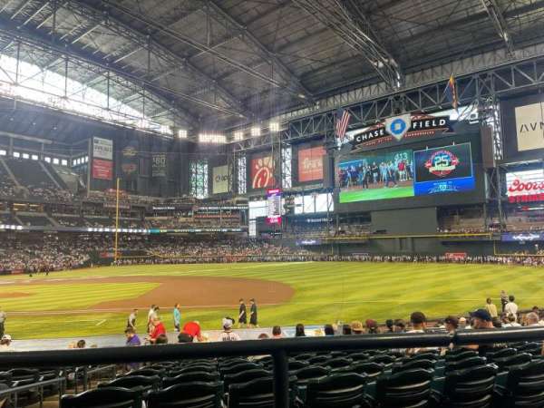 Chase Field, section: 115, row: 22, seat: 11