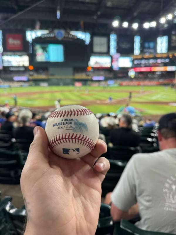 Chase Field, section: K, row: L, seat: 8
