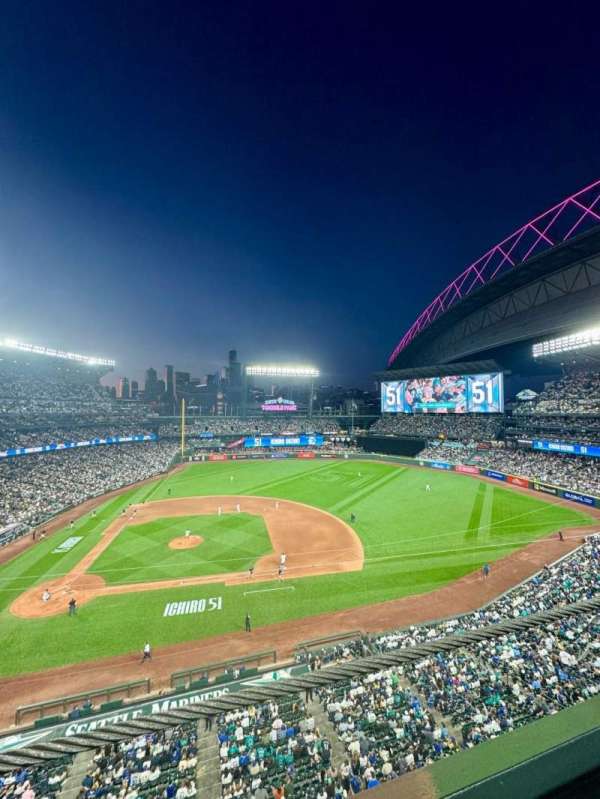T-Mobile Park, section: 323, row: 1, seat: 11