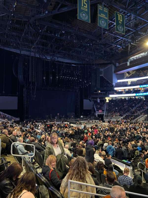 Climate Pledge Arena, section: 26, row: G, seat: 14