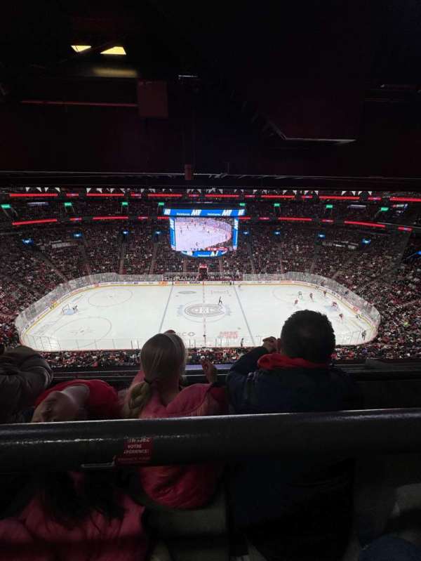 Centre Bell, section: 319, row: B, seat: 9