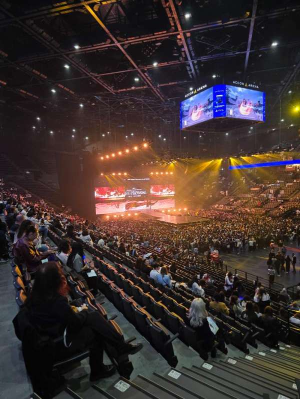 Accor Arena, section: Gradin S, row: 6, seat: 2