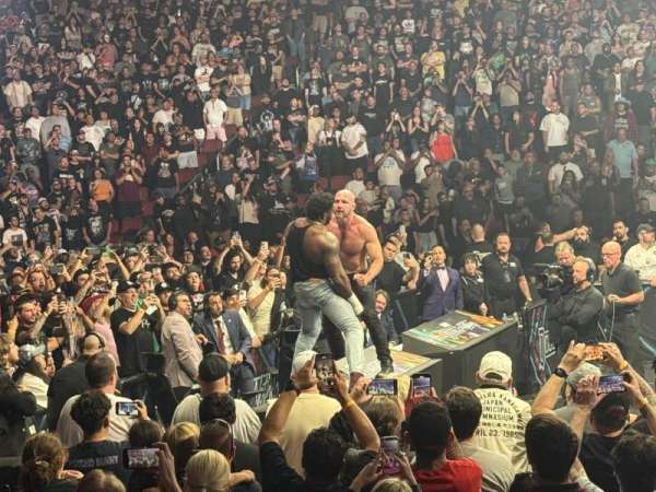 Desert Diamond Arena, section: 112, row: D, seat: 14