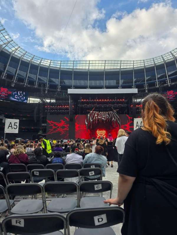 Tottenham Hotspur Stadium, section: B5, row: F, seat: 1