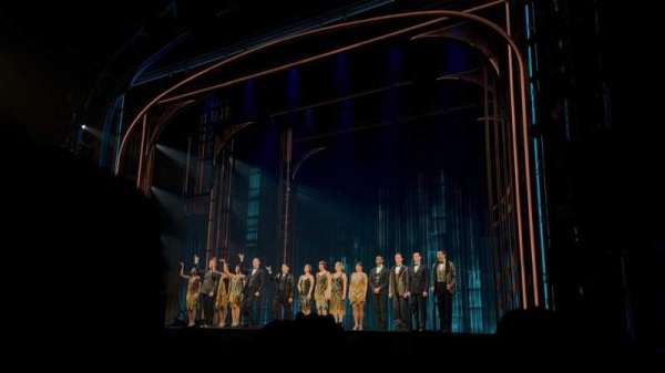 Broadway Theatre - 53rd Street, section: Orchestra R, row: M, seat: 17