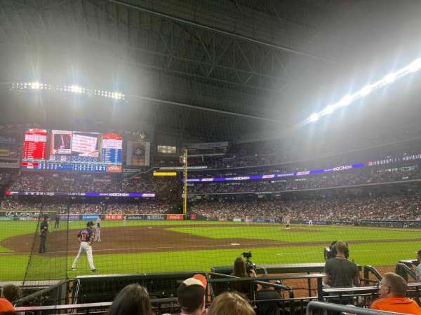 Daikin Park, section: 111, row: 8, seat: 17