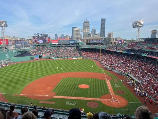 Fenway Park, section: Pavilion Box 4, row: E, seat: 5