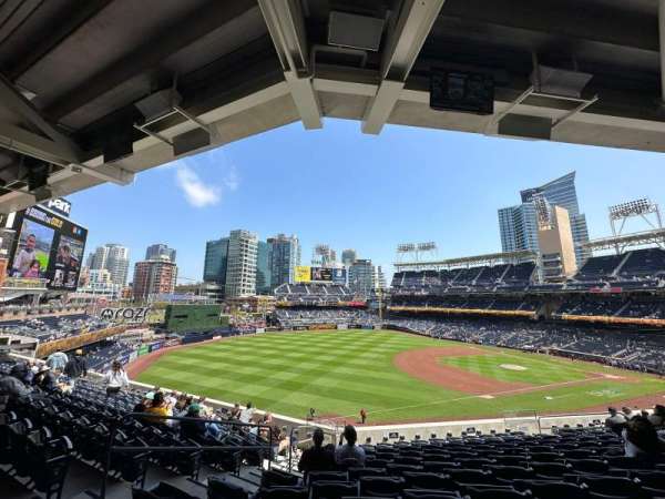 Petco Park, section: 218, row: 11, seat: 15