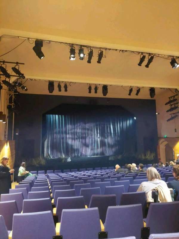 Marylebone Theatre, section: Stalls, row: Bench, seat: 5