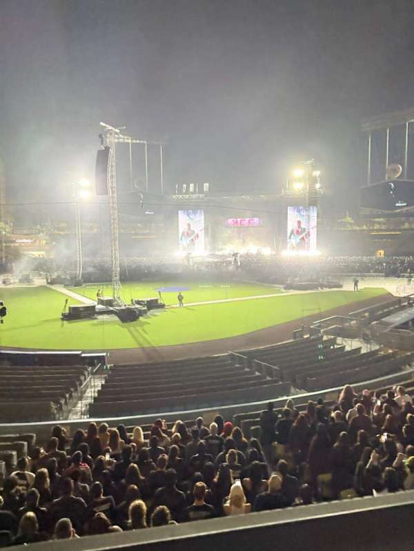Dodger Stadium, section: 112LG, row: A, seat: 1