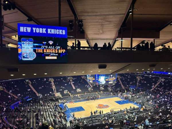 Madison Square Garden, section: 209, row: 18, seat: 5
