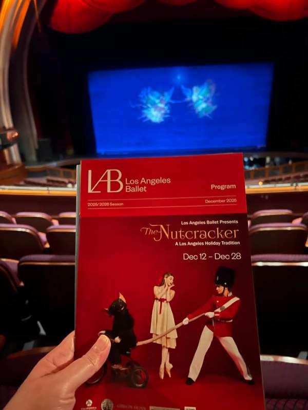 Dolby Theatre, section: Mezzanine 1C, row: E, seat: 14