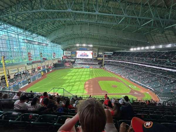 Daikin Park, section: 411, row: 7, seat: 5