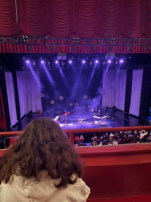 Chicago Theatre, section: LOGE3L, row: BB, seat: 301