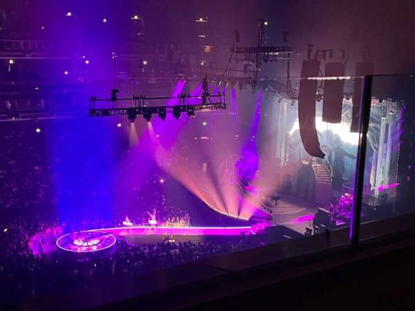 United Center, section: 301, row: 1, seat: 19