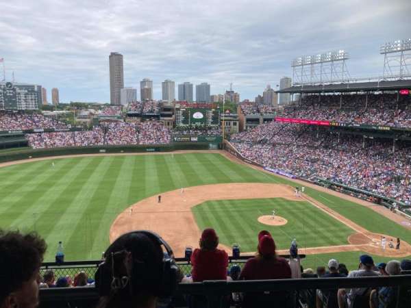 Wrigley Field, section: 410L, row: 2, seat: 17