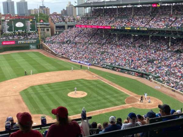 Wrigley Field, section: 410L, row: 2, seat: 16