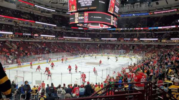United Center, section: 104, row: 19, seat: 17