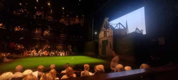 Royal Shakespeare Theatre, section: Stalls, row: E, seat: 10