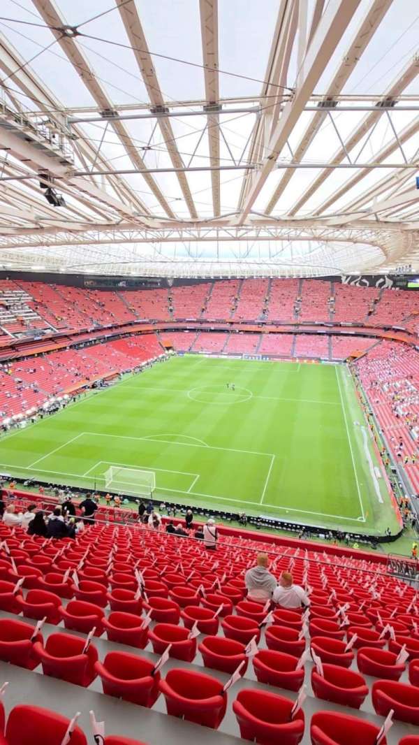 Estadio de San Mamés, section: 324, row: 26, seat: 11