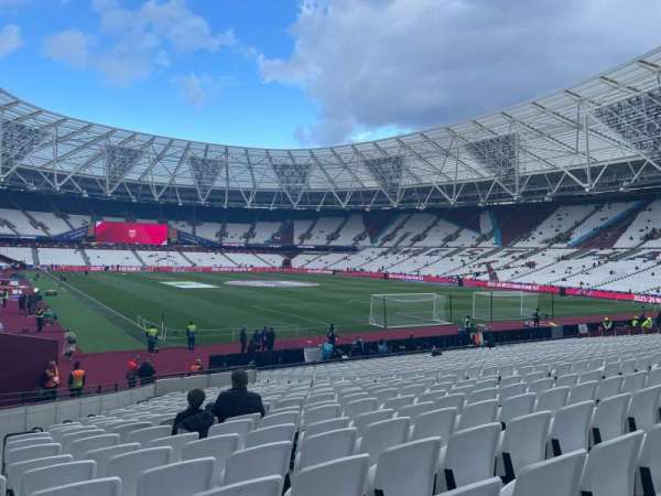 London Stadium, section: 117, row: 24, seat: 115